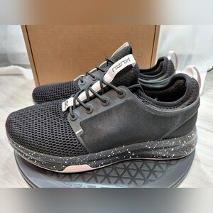 NEW KURU Womens Atom Running Shoes Jet Black & Pale Pink SIZE 8.5
